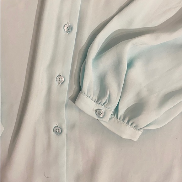 💥 3/$25💥 | Express | Button Blouse - Picture 3 of 3